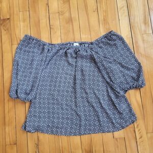 Alex‎ & Lili Off the shoulder puff sleeves top size 1X